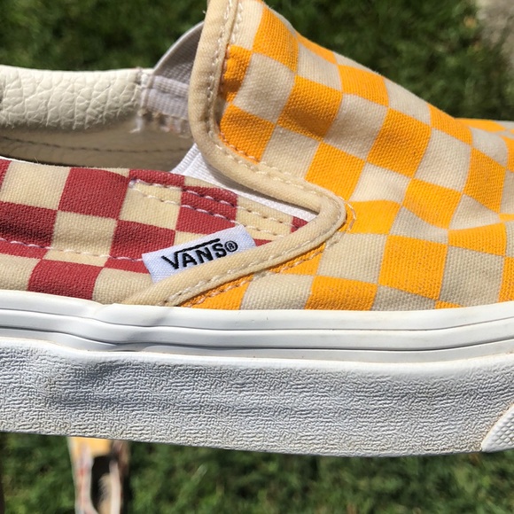 Vans - Picture 2 of 6
